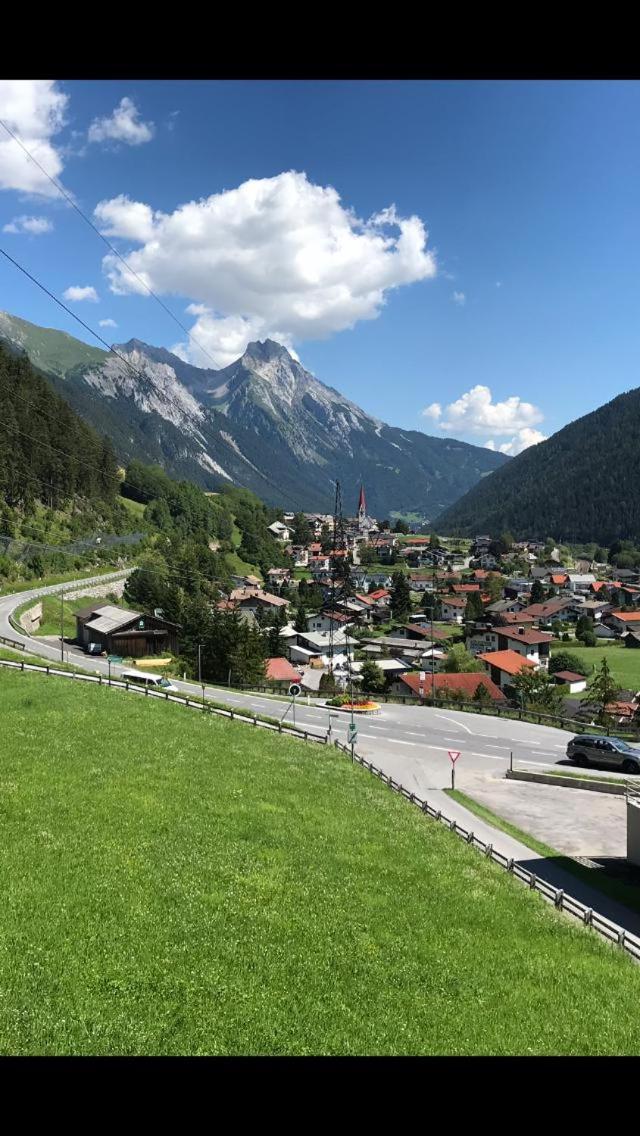 Ferienhaus Bergkristall Pettneu am Arlberg Exterior photo